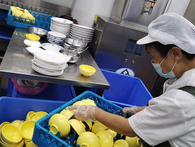 广州工厂饭堂洗消服务:饭堂洗碗消毒